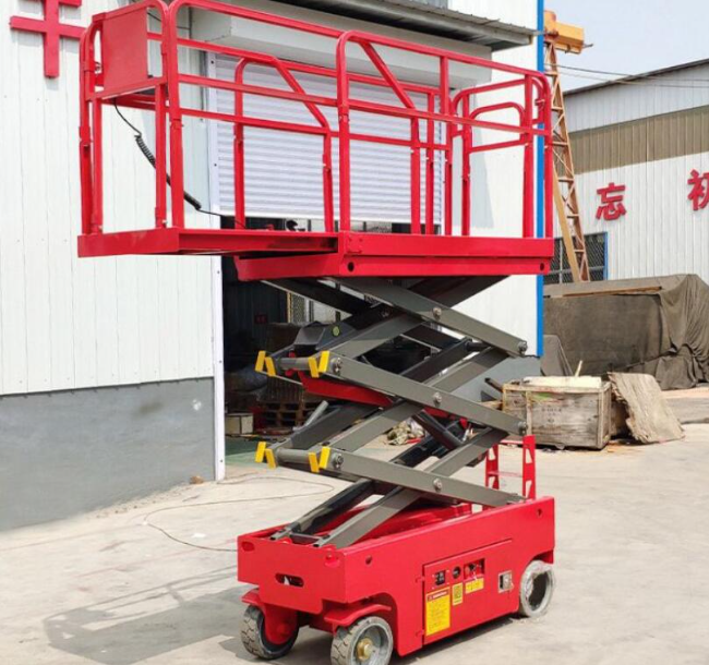 梨树移动剪叉式升降机